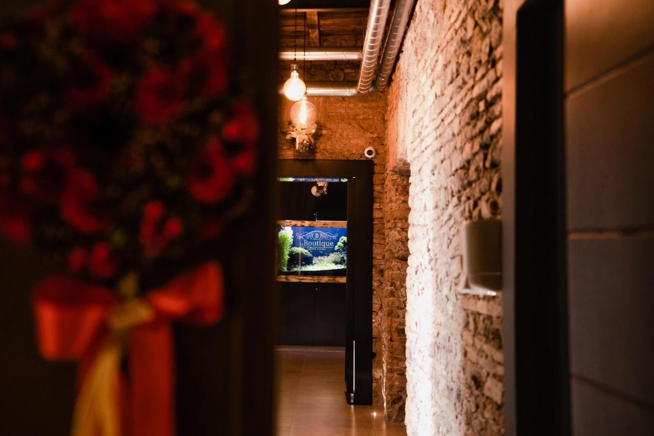 Le Boutique Luxury Rooms Diffused In Historic Center 피우미치노 외부 사진