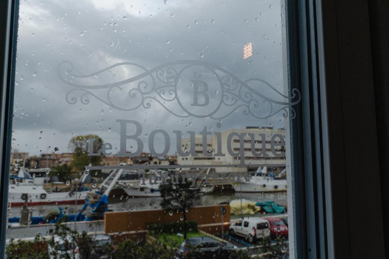 Le Boutique Luxury Rooms Diffused In Historic Center 피우미치노 외부 사진