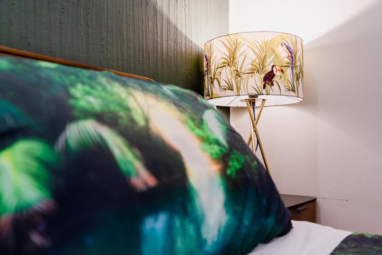 Le Boutique Luxury Rooms Diffused In Historic Center 피우미치노 외부 사진