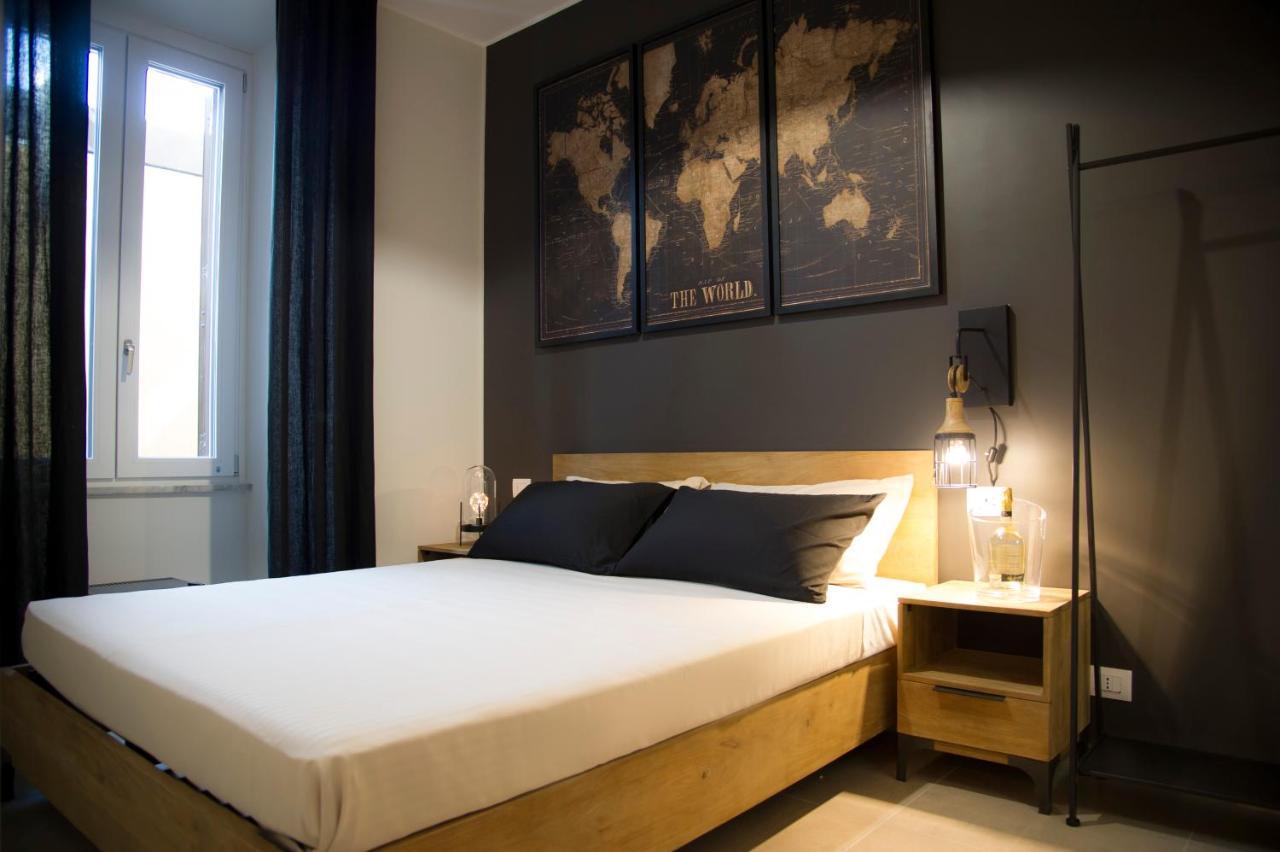 Le Boutique Luxury Rooms Diffused In Historic Center 피우미치노 외부 사진