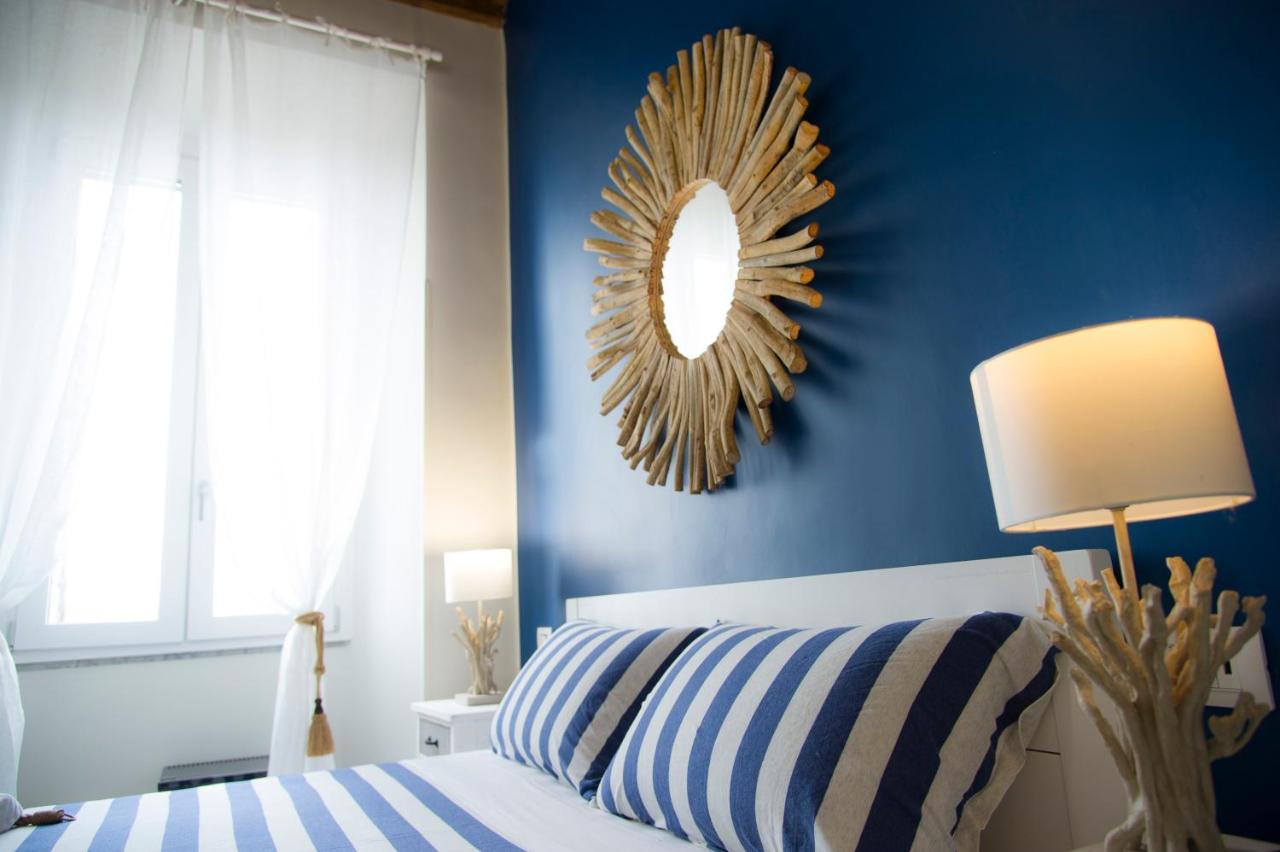 Le Boutique Luxury Rooms Diffused In Historic Center 피우미치노 외부 사진